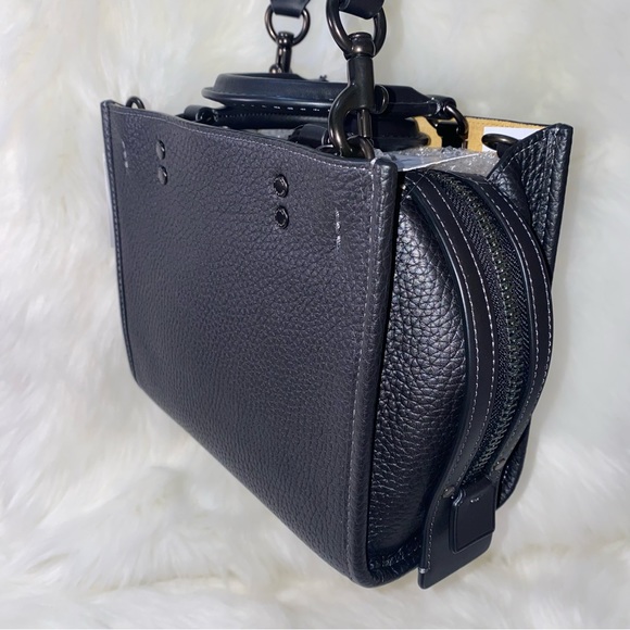 Coach leather small rogue purse New - Picture 4 of 14